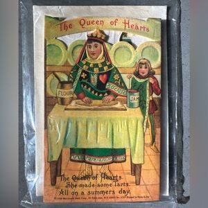 Vintage Alice in Wonderland Shackman Queen of Hearts die-cut gold out panorama